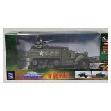 New Ray 1:32 Battery Op US M-16 Tank Vehicle (MIB)