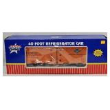 USA Trains #R16518 G-Gauge Reading Reefer (MIB)
