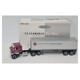 1st Gear 1:34 Kenworth "Bull-Nose" Tractor Trailer