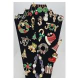 (32 Pcs) Christmas Holiday Design Jewelry