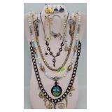 15 pcs of Vintage Ladies Jewelry