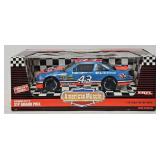 Ertl 1:18 Die Cast Richard Petty STP Grand Prix