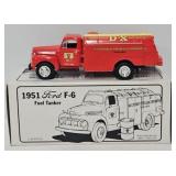 1st Gear 1:34 Die Cast D&X Fuel Tanker Bank