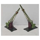 (2) Lionel #77 Automatic Crossing Gates