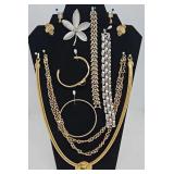 (11 Pcs) Crown Trifari Jewelry