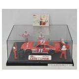 RacingChampions 1:43 DieCast "Bill Elliot" Diorama