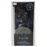 2016 Neca  22" Aliens Xenomorph Warrior Alien