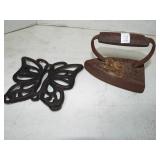 IRON AND TRIVET IRON AND TRIVET