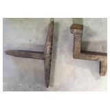 CAST IRON ANVIL HARDIES