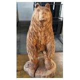 TREE TRUNK WOOD CARVED BEAR TREE TRUNK WOOD CARVED BEAR