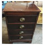 SMALL 4 DRAWER MAHOGANY CHEST