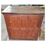 SMALL RAISED PANEL CABINET