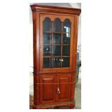 EARLY STYLE CORNER CUPBOARD EARLY STYLE CORNER CUPBOARD