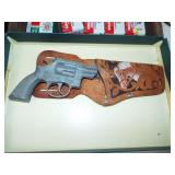 Hubley cap pistol with case Hubley cap pistol with case