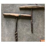 2 EARLY MANUAL AUGERS 2 EARLY MANUAL AUGERS