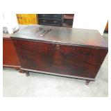 EARLY PAINTED BLANKET CHEST EARLY PAINTED BLANKET CHEST