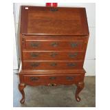 QUEEN ANN STYLE DROP FRONT DESK QUEEN ANN STYLE DROP FRONT DESK