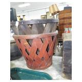 EARLY CRISSCROSS BASKETS EARLY CRISSCROSS BASKETS