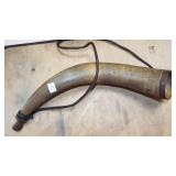 ANTIQUE POWDER HORN ANTIQUE POWDER HORN