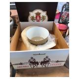 WESTERN HAT IN BOX WESTERN HAT IN BOX
