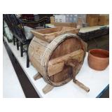 WOOD CRANK BUTTER CHURN