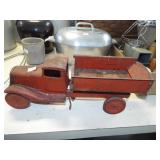 TIN TOY TRUCK TIN TOY TRUCK