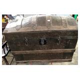 EARLY DOME TOP TRUNK EARLY DOME TOP TRUNK
