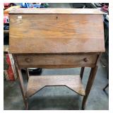 OAK SLANT FRONT LADY OAK SLANT FRONT LADY