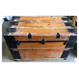 ANTIQUE FLAT TOP TRUNK