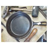 ERIE #7 CAST IRON FRY PAN ERIE #7 CAST IRON FRY PAN