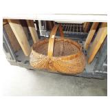 LARGE EARLY BUTTOCKS BASKET LARGE EARLY BUTTOCKS BASKET