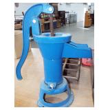 ANTIQUE CAST IRON PITCHER PUMP ANTIQUE CAST IRON PITCHER PUMP