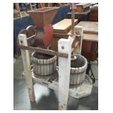 WOOD FRUIT PRESS WOOD FRUIT PRESS