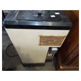 RETRO COFFEE GRINDER