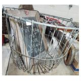 RETRO WIRE EGG BASKET