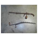 IRON SCALE AND BALE SAW