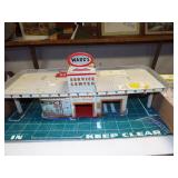 RETRO TIN TOY SERVICE STATION