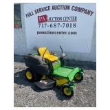 John Deere Z225 42" Zero Turn Mower