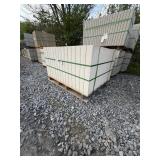 (1) Skid New Hanover Pavers- Glacier White