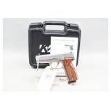 (R) Kahr Arms Model T40 .40S&W Pistol