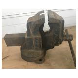 CAST IRON BENCH VICE