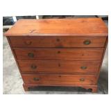 4 DRAWER CHEST WITH BRACKET FEET