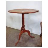 SMALL TILT TOP TABLE