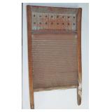 TIN AND WOOD WASH BOARD