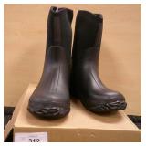 Rubber Boats Mens Size 11