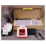 Fender Ultra Noiseless, Keyboard & More Fender Ultra Noiseless, Keyboard & More