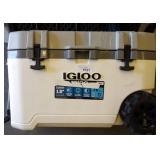 Igloo Rugged Performance 75 Roller Cooler