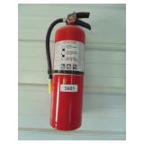 Fire Extinguisher (Has Charge)