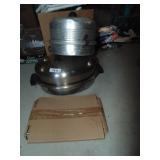 Stainless Steel Roaster & Alum. Cake Carrier