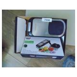 Food Choppers & Large Cutting Board (~18"x24")